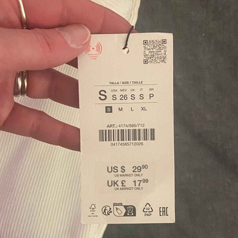 Zara Ribbed White V-Neck Top - Picture 6 of 6